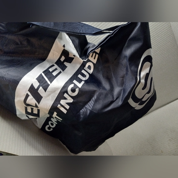 Skechers Comfort Performance Drawstring Navy Blue Backpack Adjustable Straps - Picture 2 of 7